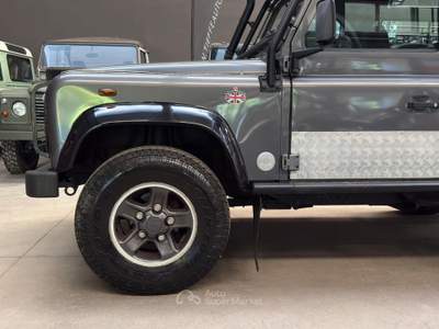 Land Rover Defender 90 2.5 Td5 S.W. Tomb Raider *LEGGERE DESCRIZIONE* Grigio usata Bologna