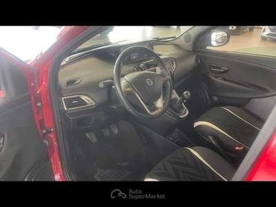 Lancia Ypsilon 1.2 69 CV 5 porte GPL Ecochic Gold Rosso usata Castenaso