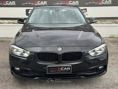 BMW Serie 3 320d 316 320d Touring Luxury Nero usata Giugliano in Campania