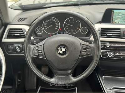 BMW Serie 3 320d 316 320d Touring Luxury Nero usata Giugliano in Campania