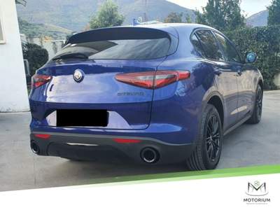 Alfa Romeo Stelvio 2.2 Turbodiesel 190 CV AT8 RWD Executive Blu/Azzurro usata Santa Maria a Vico