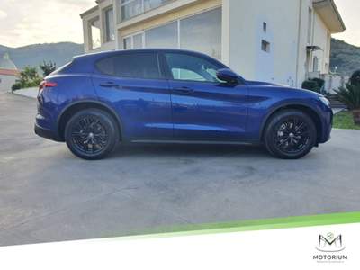 Alfa Romeo Stelvio 2.2 Turbodiesel 190 CV AT8 RWD Executive Blu/Azzurro usata Santa Maria a Vico