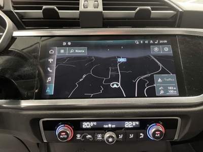 Audi Q3 2.0 TDI 150 CV S-Tronic Quattro Business Bianco usata Alcamo