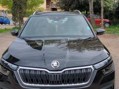 Skoda Kamiq Radio Bluetooth navigatore cerchi in lega Nero usata Roma