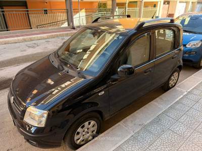 Fiat Panda Dynamic Nero usata Gravina in Puglia