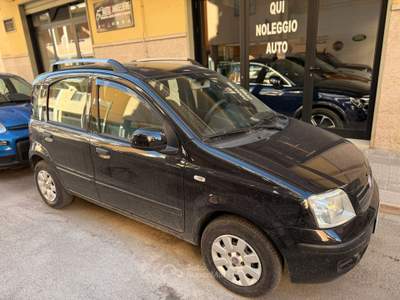 Fiat Panda Dynamic Nero usata Gravina in Puglia