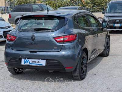 Renault Clio TCe GPL 12V 900cc 90cv NAVIGATORE BLUETOOTH Blu/Azzurro usata Roma