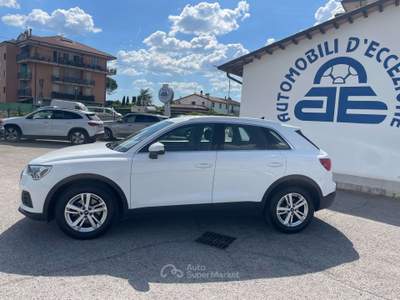Audi Q3 Q3 II  35 2.0 tdi Advanced s-tronic Bianco usata Bastia Umbra