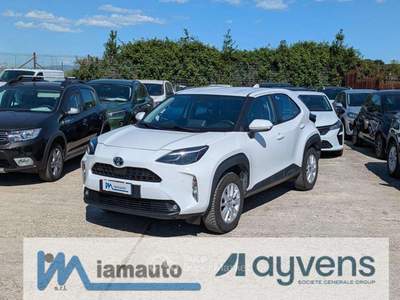 Toyota Yaris Cross Business 1.5h 116cv(92cv) E-CVT FWD Bianco usata Roma
