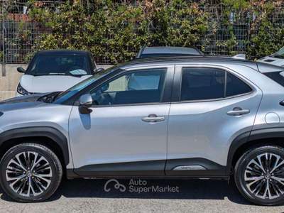 Toyota Yaris Cross Business 1.5h 116cv(92cv) E-CVT FWD Bianco usata Roma