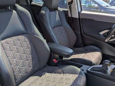 Toyota Yaris Cross Business 1.5h 116cv(92cv) E-CVT FWD Bianco usata Roma