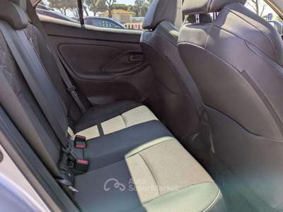 Toyota Yaris Cross Business 1.5h 116cv(92cv) E-CVT FWD Bianco usata Roma