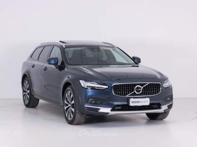 Volvo V90 Cross Country B4 (d) 197CV AWD AUT ULTIMATE Blu/Azzurro usata Bassano del Grappa
