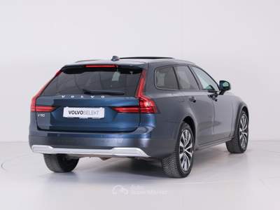 Volvo V90 Cross Country B4 (d) 197CV AWD AUT ULTIMATE Blu/Azzurro usata Bassano del Grappa