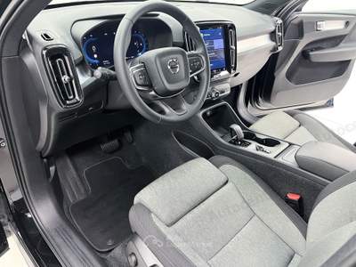 Volvo XC40 XC40 B3 163CV AUT CORE Nero usata Bassano del Grappa