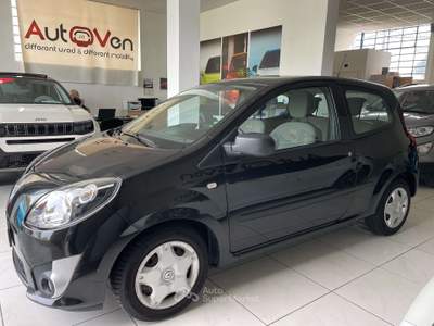 Renault Twingo Twingo II 2007 1.2 lev Dynamique CL 75cv Nero usata Lonate Pozzolo