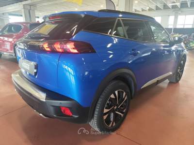 Peugeot 2008 II 2020 Benzina 1.2 puretech Allure s&s 130cv eat8 Blu/Azzurro usata Monza