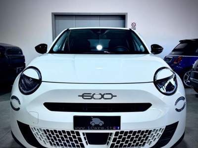 Fiat 600 1.2 110CV Hybrid Bianco usata Napoli