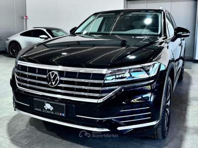 Volkswagen Touareg 3.0 V6 TDI 231CV 4Motion Tiptronic Nero usata Napoli