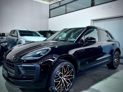 Porsche Macan Macan 2.0 265CV PDK Nero usata Napoli