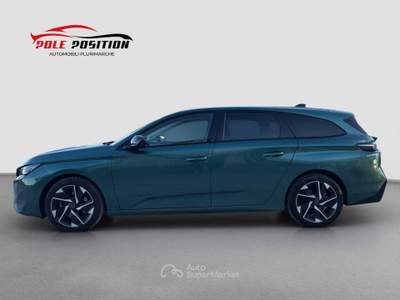 Peugeot 308 308 BlueHDi 130 EAT6 S&S SW Allure Verde usata San Severo