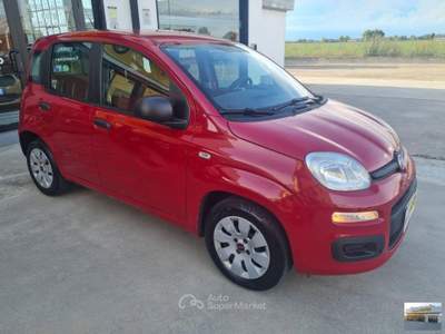 Fiat Panda 1.2 Lounge Rosso usata Casatisma