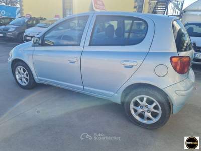 Toyota Yaris 1.3 5p. Argento usata Casatisma
