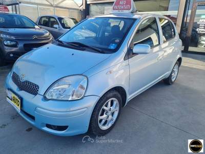 Toyota Yaris 1.3 5p. Argento usata Casatisma