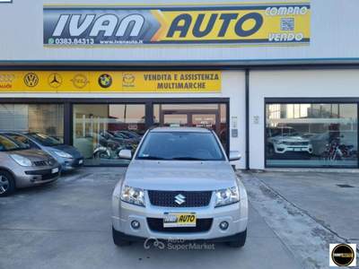Suzuki Grand Vitara 1.9 DDiS 3 porte Offroad Argento usata Casatisma