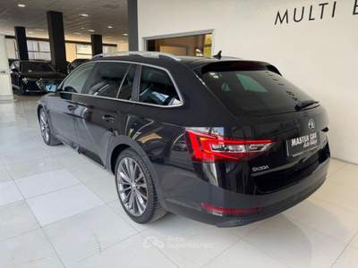 Skoda Superb Superb 2.0 TDI SCR DSG Wagon Executive Nero usata Ripalimosani