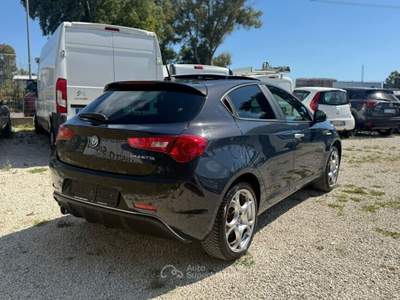 Alfa Romeo Giulietta Super Blu/Azzurro usata Roma