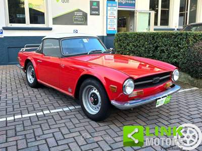 Triumph TR6 CONVERSIONE CARBURATORI WEBER Rosso usata Legnano Triumph TR6 CONVERSIONE CARBURATORI WEBER Rosso usata Legnano