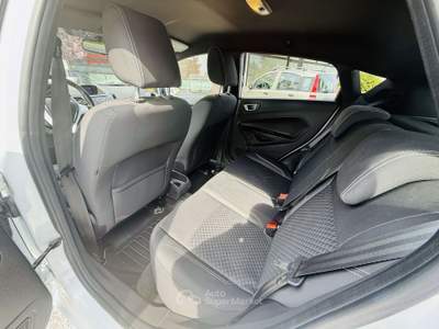 Ford Fiesta VI 5p 1.2 Black&White neopatentati Bianco usata Villadose