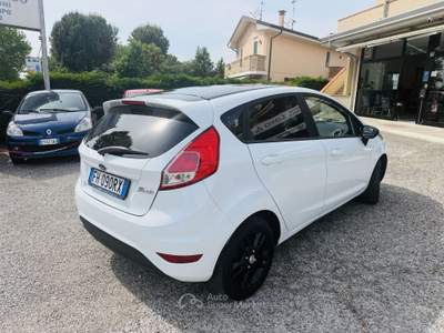 Ford Fiesta VI 5p 1.2 Black&White neopatentati Bianco usata Villadose