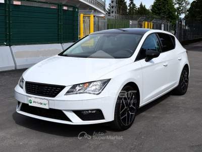 Seat Leon SEAT Leon 1.5 TGI DSG 5p. XCELLENCE Bianco usata Macerata