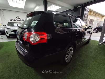 Volkswagen Passat Passat Variant 1.6 Trendline GPL Nero usata Torino