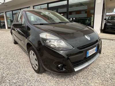 Renault Clio SporTour Luxe Nero usata Tricesimo