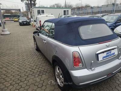 MINI Cooper Mini II R52 Cabrio 1.6 Argento usata Milano