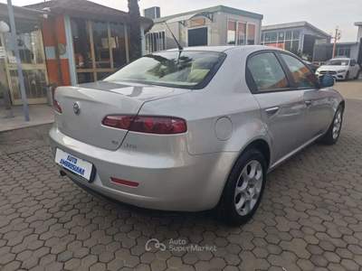Alfa Romeo 159 159 Berlina 1.9 jts Progression 160cv Argento usata Milano