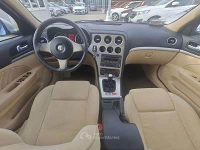 Alfa Romeo 159 159 Berlina 1.9 jts Progression 160cv Argento usata Milano