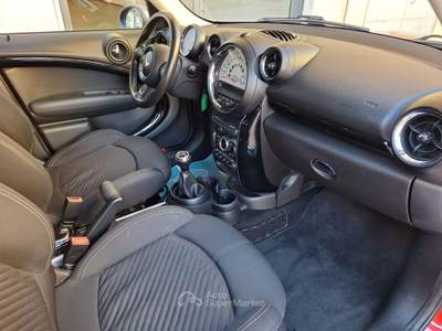 MINI Cooper SD Countryman 2.0 Rosso usata Castellana Grotte