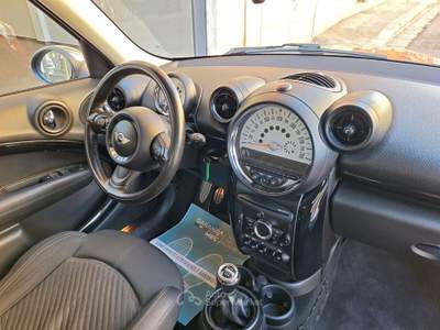 MINI Cooper SD Countryman 2.0 Rosso usata Castellana Grotte