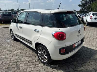 Fiat 500L 85 CV Dualogic Pop Star Bianco usata Calestano