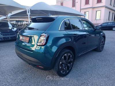 Fiat 600 Hybrid 100 CV DCT MHEV La Prima Blu/Azzurro usata Varese