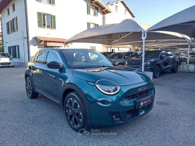 Fiat 600 Hybrid 100 CV DCT MHEV La Prima Blu/Azzurro usata Varese