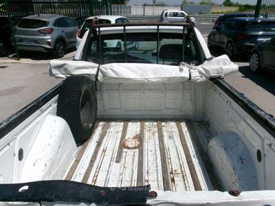 Fiat Strada 1.9 DIESEL PICK-UP 110000 KM CARROZZERIA COME DA FOTO Bianco usata Giugliano in Campania