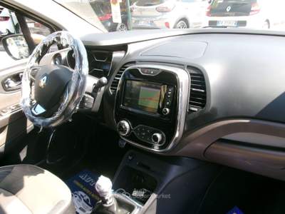 Renault Captur 1.5 DCI 110CV E6 ICONIC PELLE/NAVI/PDC/CAMERA Grigio usata Giugliano in Campania