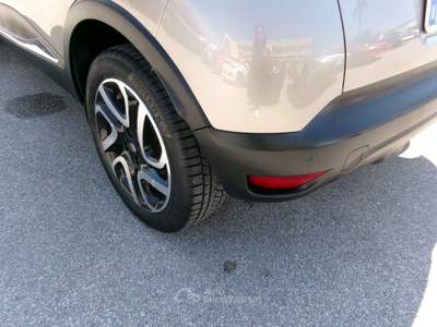 Renault Captur 1.5 DCI 110CV E6 ICONIC PELLE/NAVI/PDC/CAMERA Grigio usata Giugliano in Campania