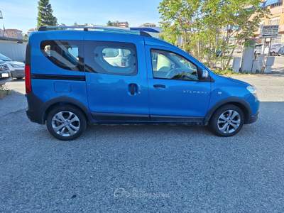 Dacia Dokker Dacia Dokker 1.5 dCi 90CV Stepway Blu/Azzurro usata OVADA