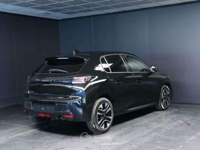 Peugeot 208 1.2 PureTech 100CV S&S 5p. Allure Nero usata Novara